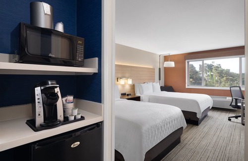 Fort Bragg Hotel | Holiday Inn Express Ft Bragg by IHG