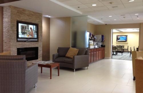 Cheyney Hotel | Holiday Inn Express Hotel & Suites West Chester by IHG