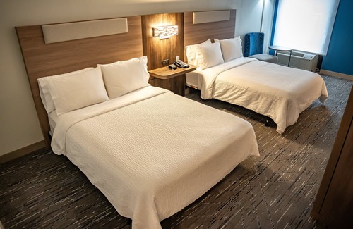 Cheyney Hotel | Holiday Inn Express Hotel & Suites West Chester by IHG