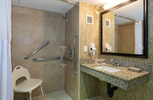 Cuernavaca Hotel | Holiday Inn Express Hotel & Suites Cuernavaca by IHG