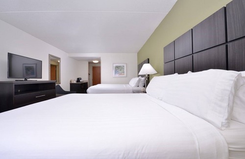 Mooresville Hotel | Holiday Inn Express Hotel & Suites Mooresville - Lake Norman by IHG