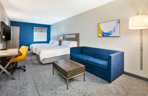 Wauseon Hotel | Holiday Inn Express Hotel & Suites Wauseon by IHG