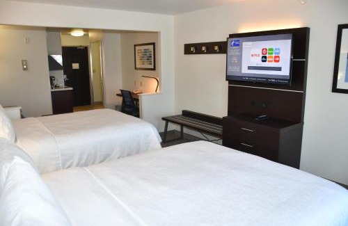 Evanston Hotel | Holiday Inn Express Hotel & Suites Evanston by IHG