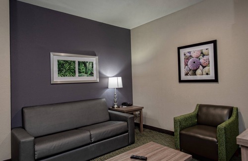 Port Aransas Hotel | Holiday Inn Express & Suites Port Aransas/Beach Area by IHG