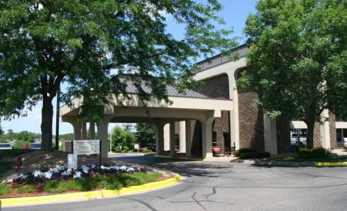 Eden Prairie Hotel | Holiday Inn Express & Suites Eden Prairie - Minneapolis by IHG