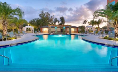 Gainesville Hotel | Holiday Inn Express & Suites - Gainesville I-75 by IHG