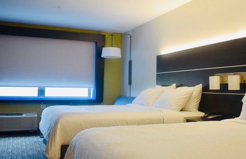Middletown Hotel | Holiday Inn Express & Suites Middletown by IHG