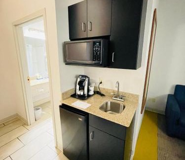 Shelbyville Hotel | Holiday Inn Express & Suites Shelbyville by IHG