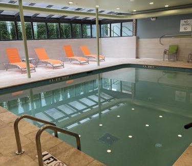 Dahlonega Hotel | Holiday Inn Express & Suites - Dahlonega - University Area by IHG