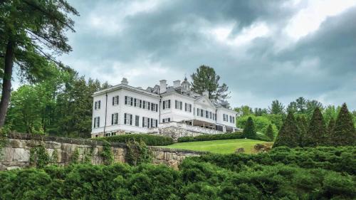 Pittsfield Hotel | Holiday Inn Express & Suites Pittsfield-Lenox-Berkshires by IHG