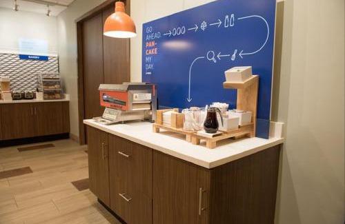 Granger Hotel | Holiday Inn Express & Suites - Mishawaka - South Bend by IHG