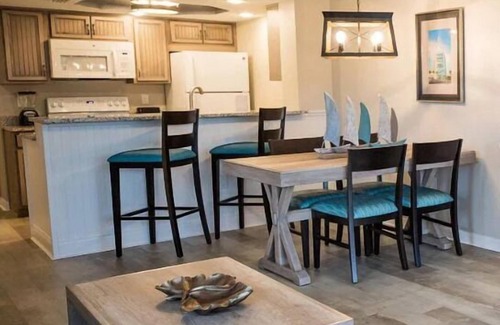 Port Canaveral Resort | Holiday Inn | Gym | Sauna | Pool | Beach