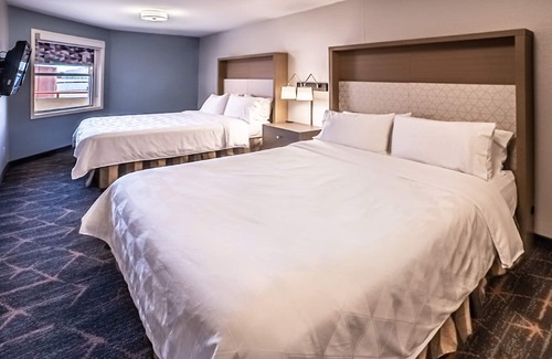 Okanagan-Similkameen Hotel | Holiday Inn Hotel & Suites Osoyoos by IHG
