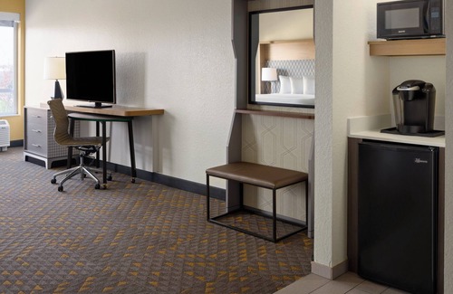 Pearl Hotel | Holiday Inn Jackson Southeast - Pearl by IHG