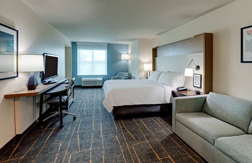 Mobile Hotel | Holiday Inn Mobile - Airport by IHG
