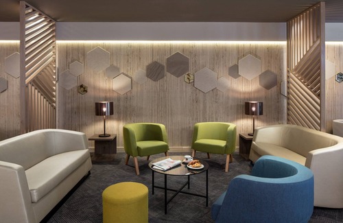 Zona XL Magliana Vecchia Hotel | Holiday Inn Rome- Eur Parco Dei Medici by IHG