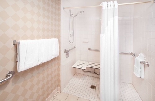 Carol Stream Hotel | Holiday Inn & Suites Chicago-Carol Stream (Wheaton) by IHG
