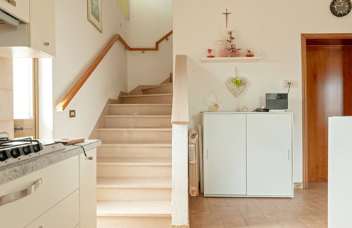 Montopoli in Val d'Arno Apartment | Holiday Apartment "Tana Rosa" with Private Terrace & Wi-Fi