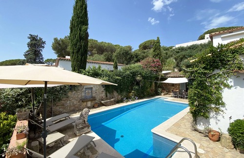 Aiguablava House | Holiday rental villa with swimming pool in Begur, Casa de Campo