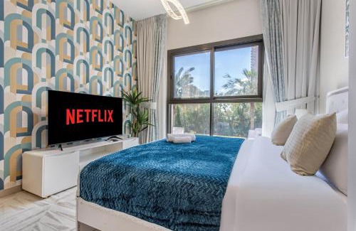 Jumeirah Village Apartment | Holiday Studio In JVC 0107, Dubai