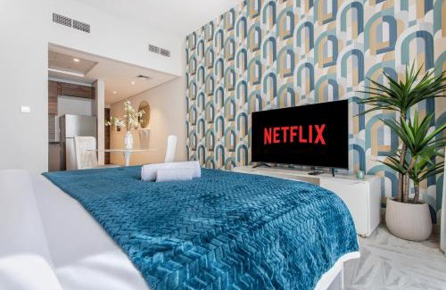 Jumeirah Village Apartment | Holiday Studio In JVC 0107, Dubai
