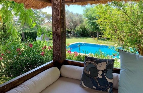 Sitges Villa | holiday vacation large villa rental spain, sitges, near beach, pool, wifi, short term long term villa to rent to let spa