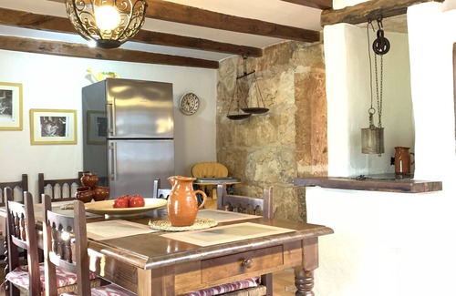 Alcudia Villa | Holiday Villa Can Corro with Mountain View, Wi-Fi, A/C, Pool, Garden & Terrace