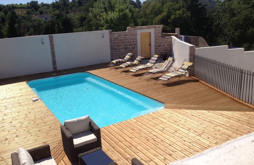 Murviel-les-Beziers House | Holidays on the water's edge