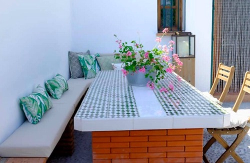 Alozaina Villa | Holidays2Alozaina Villa private pool, BBQ in nice countryside