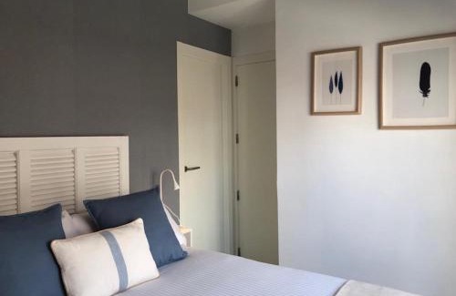 San Felipe Neri Apartment | Holidays2Malaga Alta Street 1 bedroom High Speed WIFI