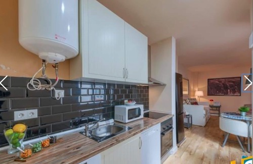 San Felipe Neri Apartment | Holidays2Malaga Parra - 1 bedroom high wifi