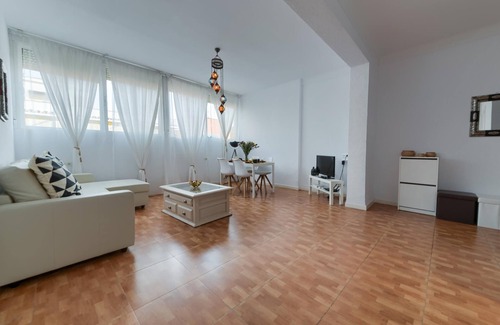 Ensanche Centro Apartment | Holidays2Malaga Pasaje de Valencia - 2 bedroom in SOHO Area