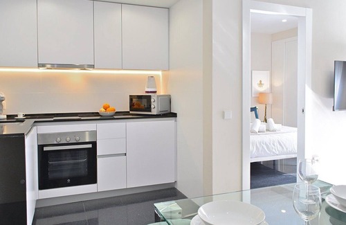 Alicante City Centre Apartment | HoliHome Rambla 24