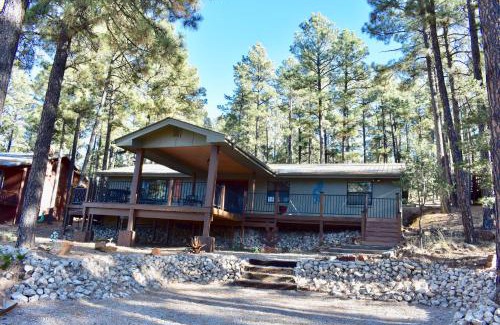 Ruidoso Ski Chalet | Holladay's Escape