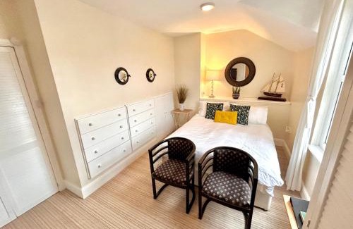 New Brighton Apartment | Holland House