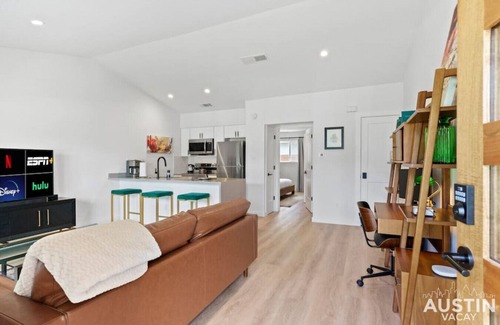 Bouldin Condo | Hollow Creek #2 xxxx