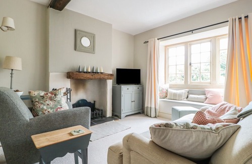 Bradford-on-Avon Cottage | Holly Cottage, BRADFORD-ON-AVON