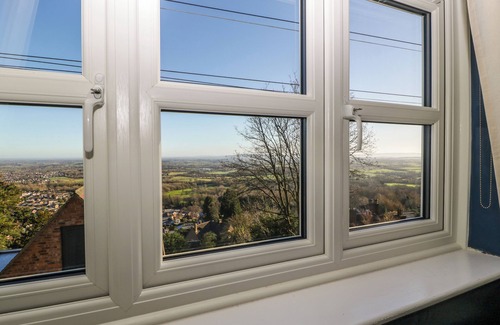 Malvern Cottage | Holly Cottage