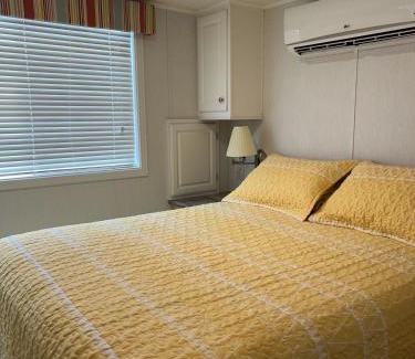 Holly Ridge Resort | Holly Ridge Retreat with Loft and Pet Friendly plus Long Term Stay Allowed
