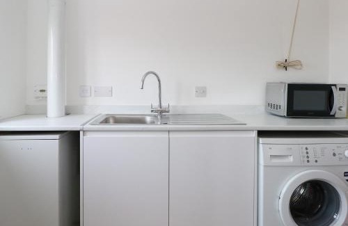 Mouldsworth House | Holly Tree Cottage