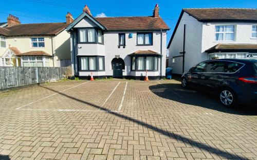 Oxford House | Hollybush Guest House