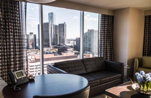 Greektown Historic District Hotel | Hollywood Casino at Greektown