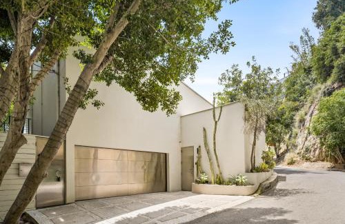 Hollywood Hills West Villa | Hollywood Hills Luxe Escape