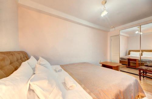 Holosiivskyj Hotel | Holosiyvsky Hotel