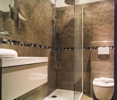 Porto-Vecchio Hotel | Holzer II