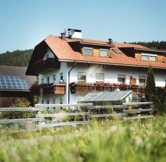 San Lorenzo di Sebato Apartment | Holzerhof Lothen , Campolino