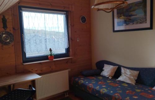 Neunkirchen Apartment | Holzhausidylle am Steimel