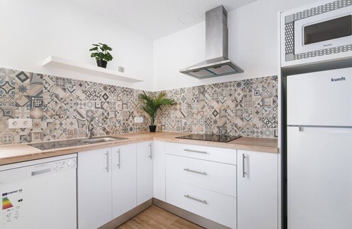 Las Palmas de Gran Canaria Apartment | Home2Book Cozy Seaside Apt Las Canteras Beach