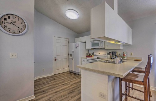 North Northwest Pensacola House | Home 10 Mi to Downtown Pensacola: Pets Welcome!