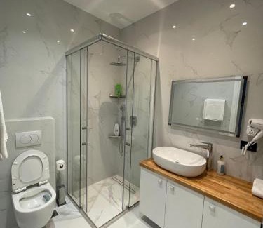 Librazhd Hotel | HOME 12